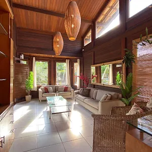 https://casa-5-quartos-com-hidro-piscina-privativa.hotelsportoseguro.com