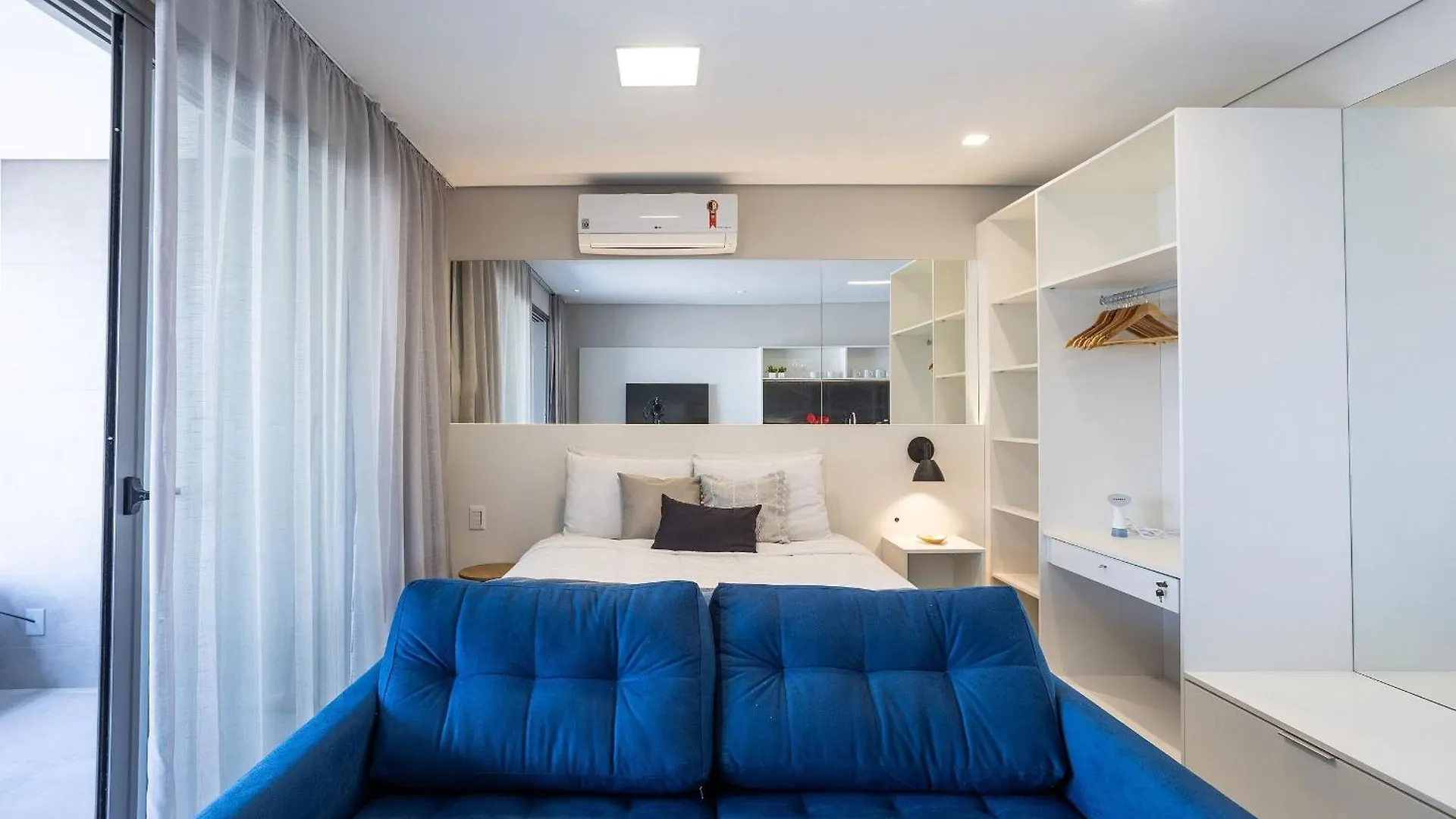 Platina 220 Apartamento São Paulo 0*,  Brasil